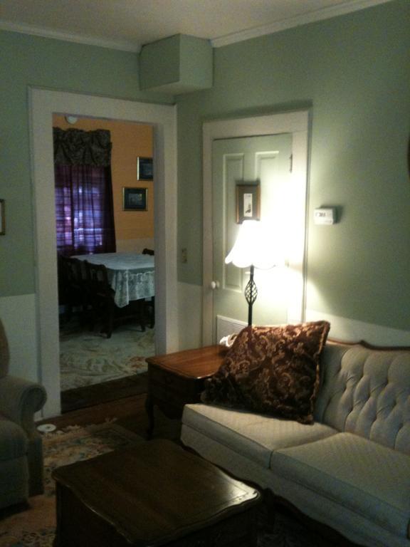 The Claremont House Bed & Breakfast Rome Room photo